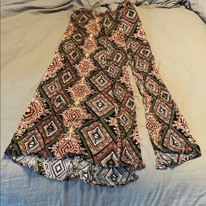 Maxi skirt with slit!